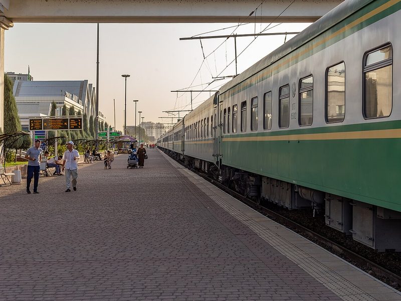 Platform at Tashkent South railway station